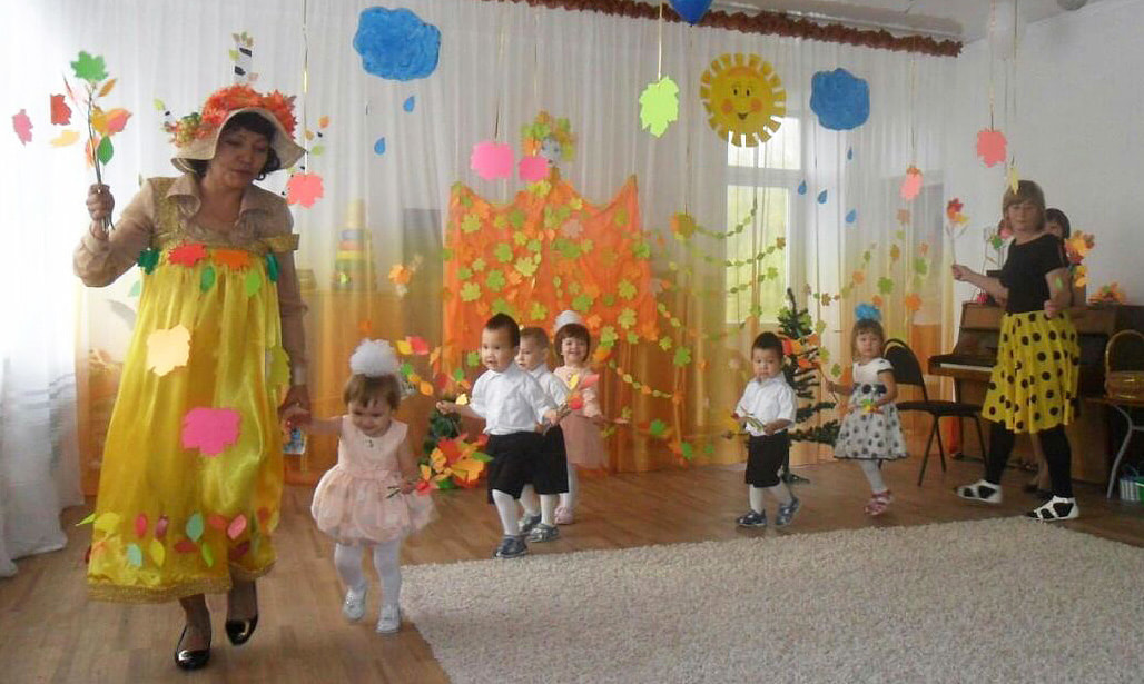 Photo from “fall in the baby house”